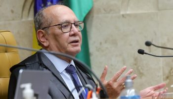 Gilmar disse a Fux que ele era uma “figura lamentável” e que precisava de “terapia para se...