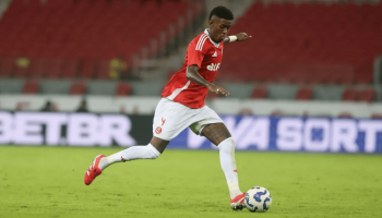 Vitão Tranquiliza torcida após Susto no joelho Durante jogo do Brasileirão
